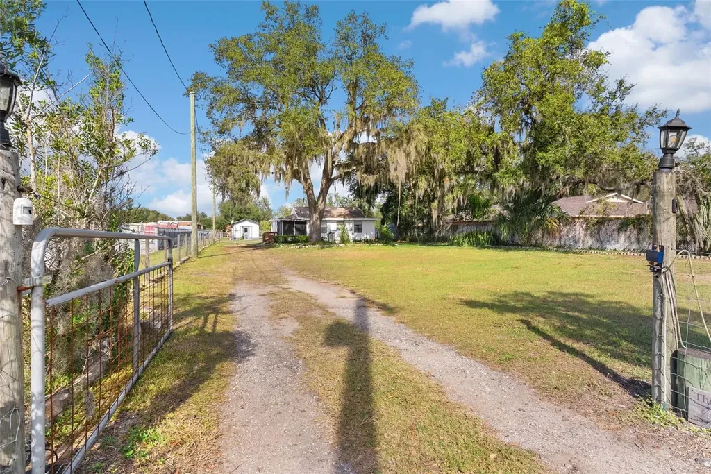 3914 Boot Bay Road Plant City FL 33563