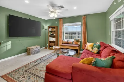 5021 37th Avenue N St Petersburg FL 33710