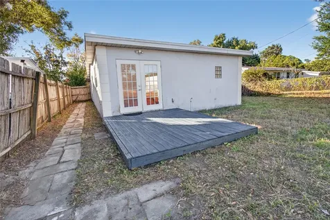 5021 37th Avenue N St Petersburg FL 33710