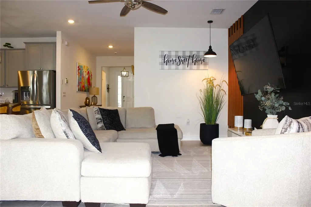 33034 Sand Creek Drive Wesley Chapel FL 33543