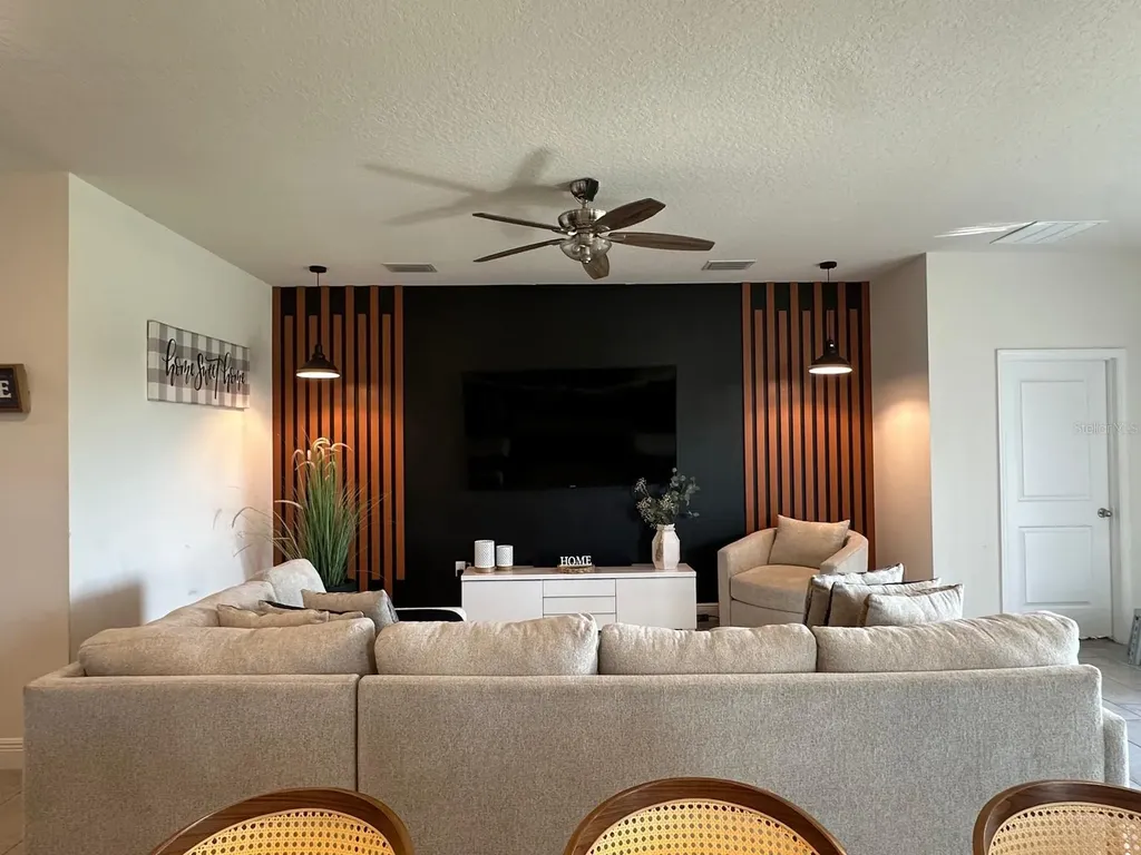 33034 Sand Creek Drive Wesley Chapel FL 33543