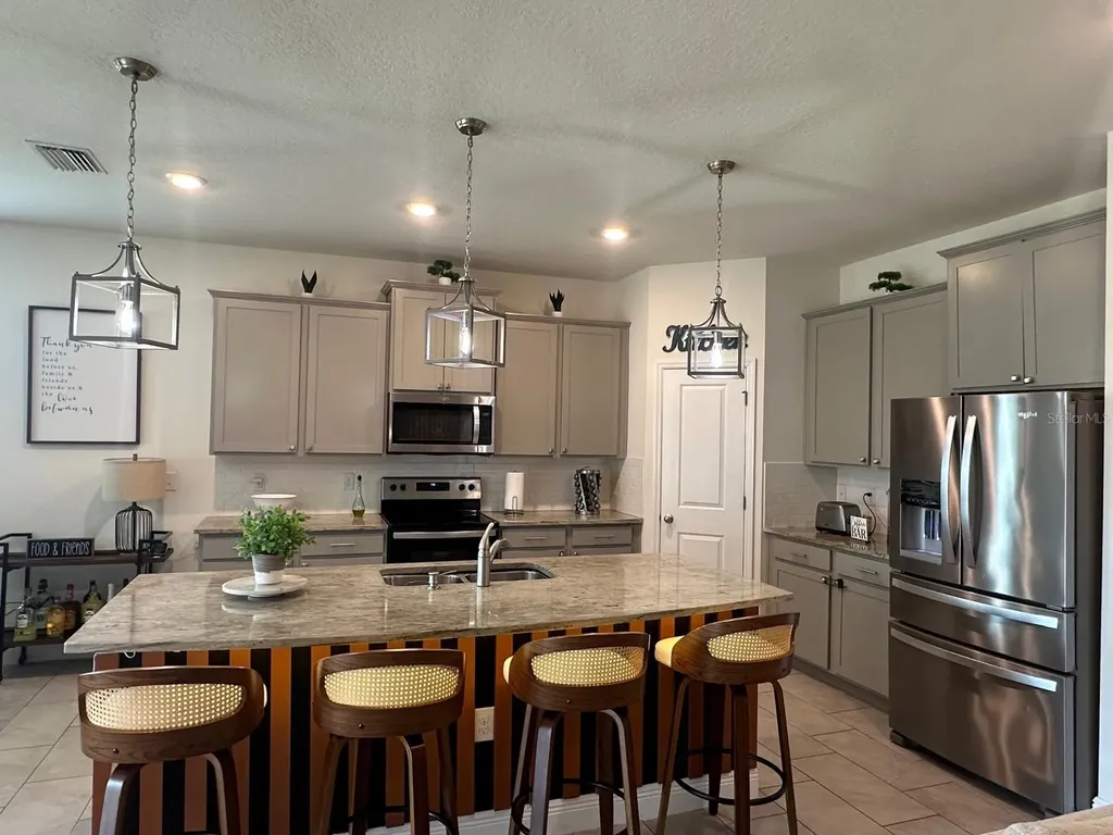 33034 Sand Creek Drive Wesley Chapel FL 33543