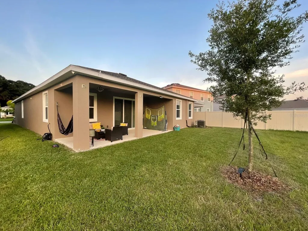 33034 Sand Creek Drive Wesley Chapel FL 33543