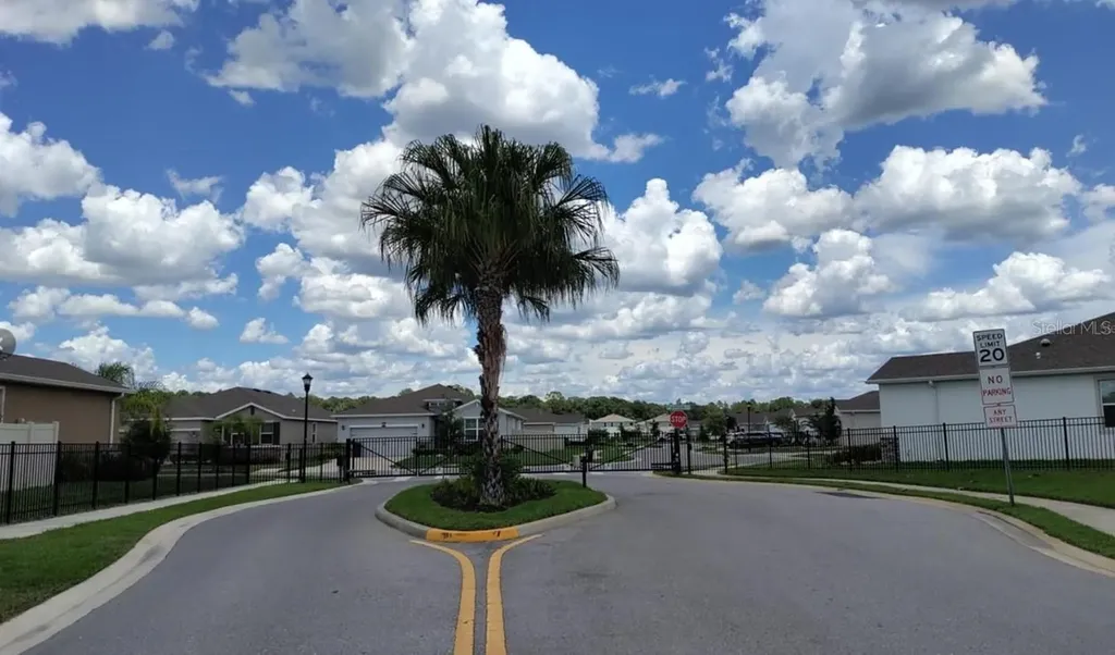 33034 Sand Creek Drive Wesley Chapel FL 33543