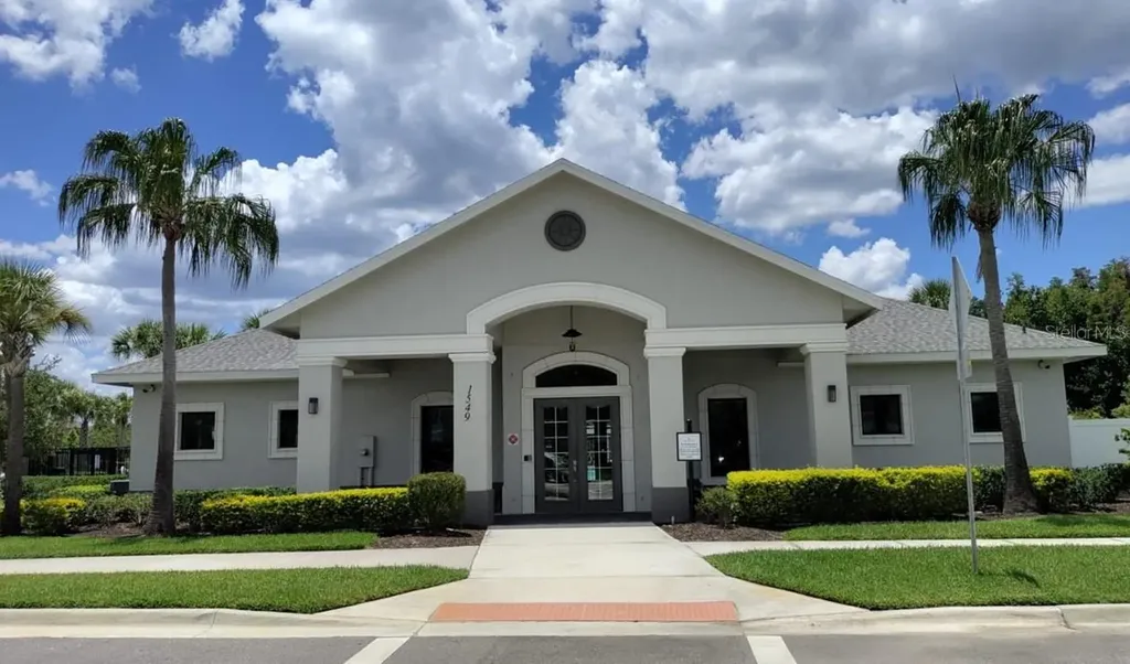 33034 Sand Creek Drive Wesley Chapel FL 33543