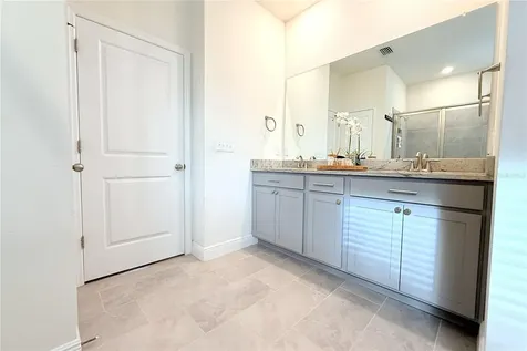 33034 Sand Creek Drive Wesley Chapel FL 33543