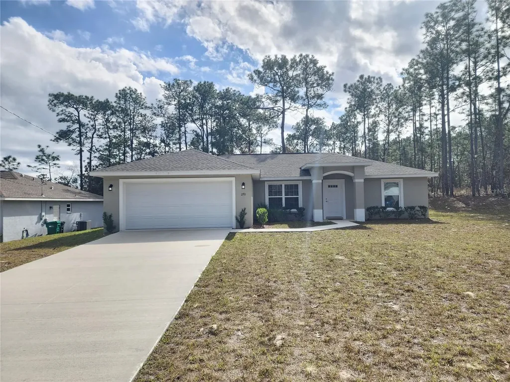 270 W Goldcoast Place Dunnellon FL 34434