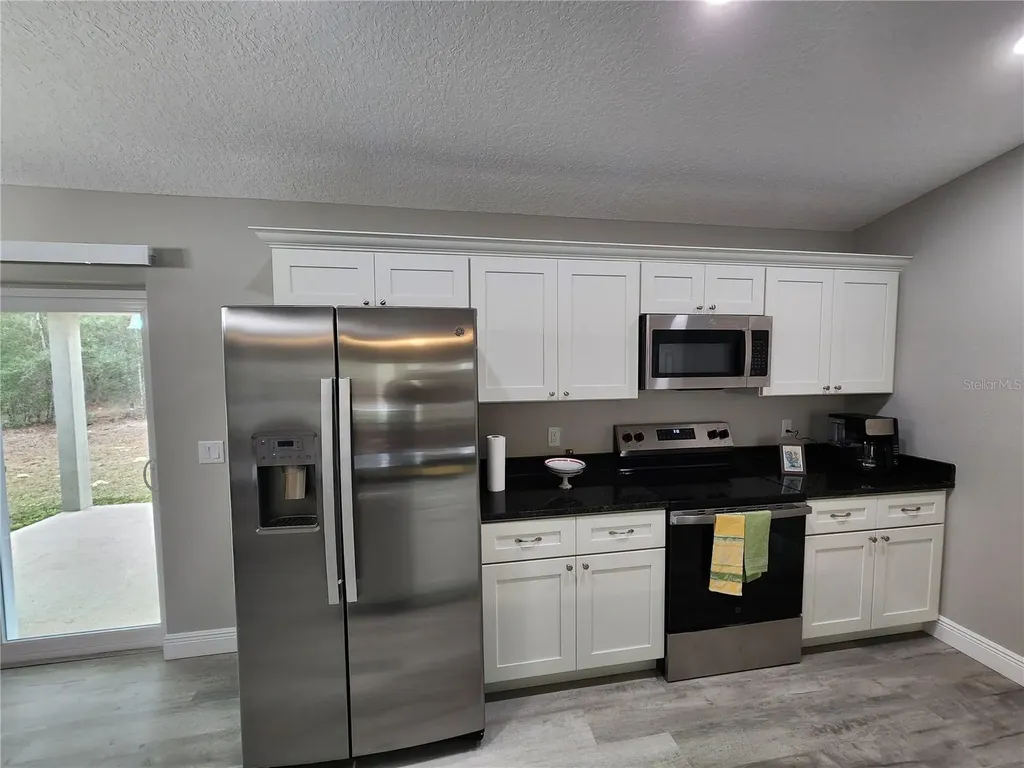 270 W Goldcoast Place Dunnellon FL 34434