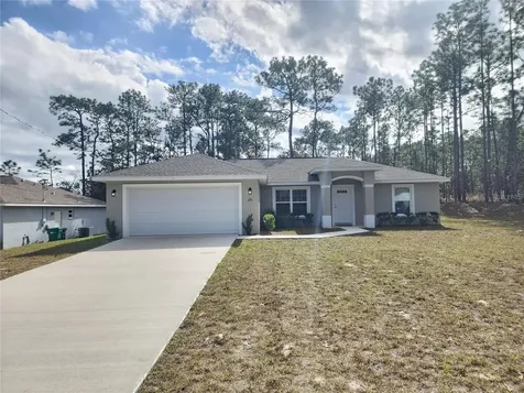 270 W Goldcoast Place Dunnellon FL 34434