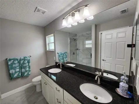 270 W Goldcoast Place Dunnellon FL 34434