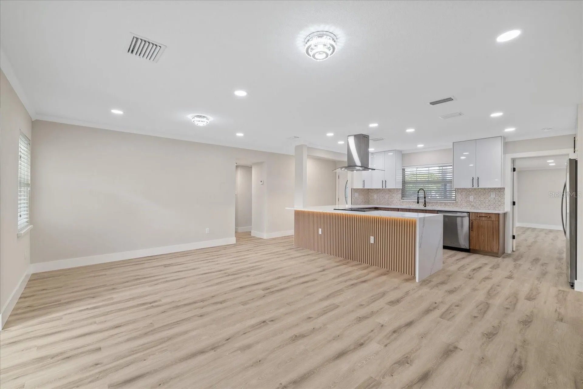 504 Driftwood Drive E Palm Harbor FL 34683
