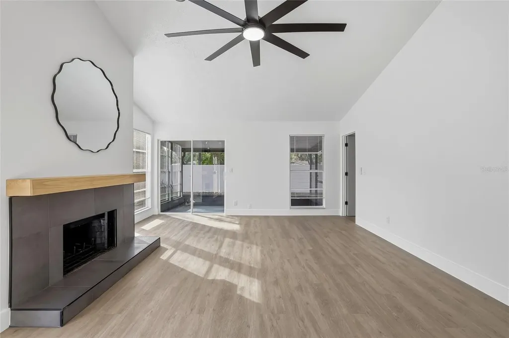 9478 Forest Hills Circle Tampa FL 33612