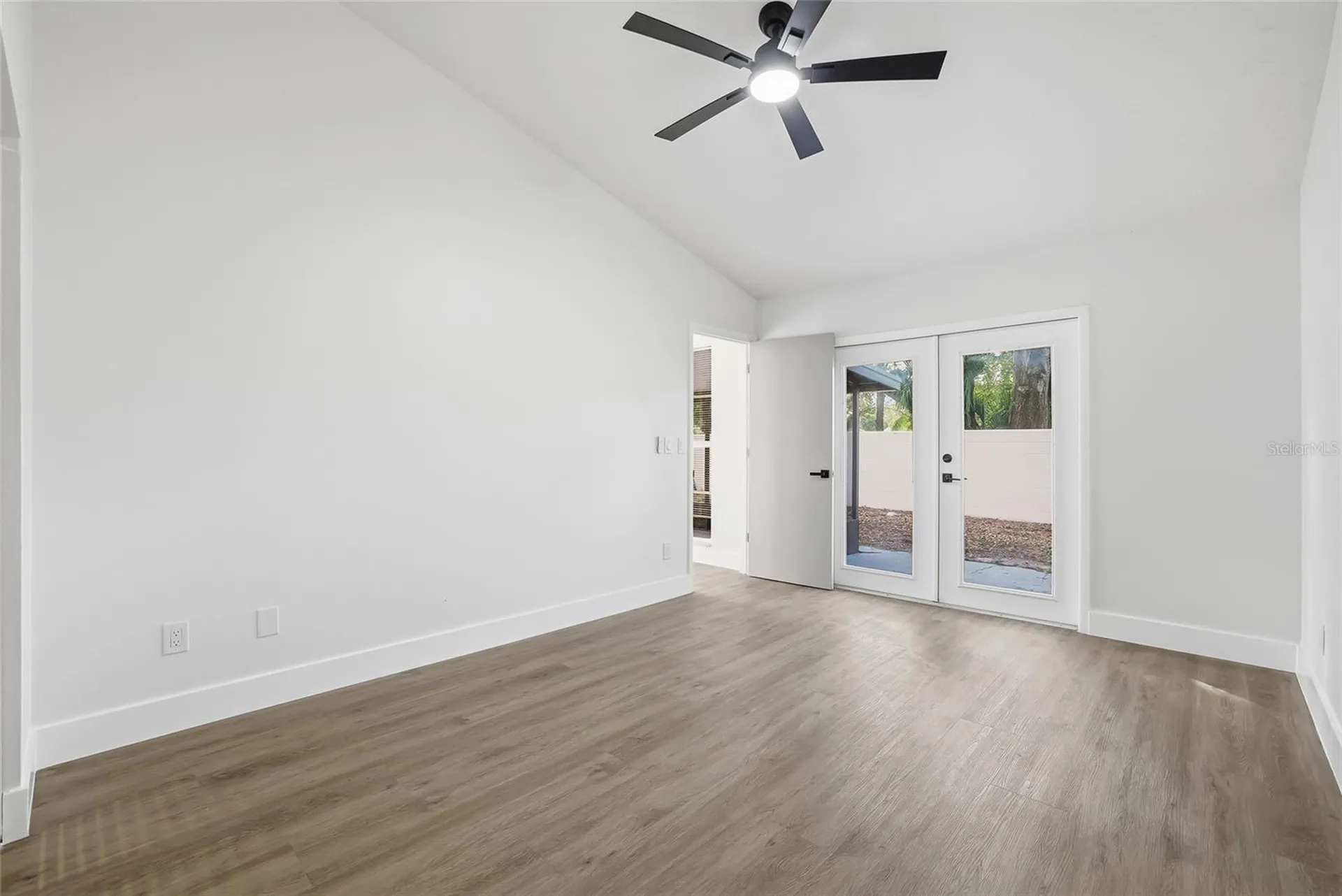 9478 Forest Hills Circle Tampa FL 33612