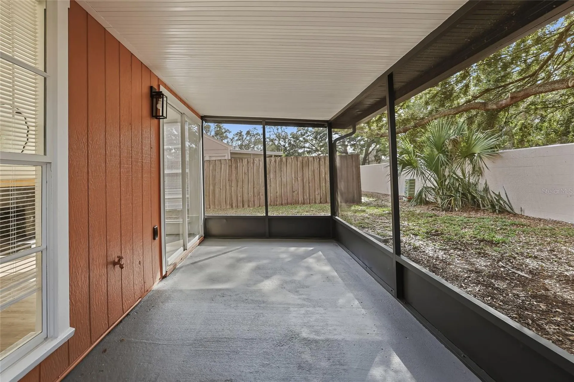 9478 Forest Hills Circle Tampa FL 33612