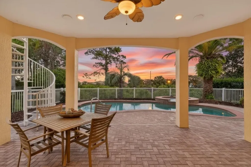 29 Oak View Circle E Palm Coast FL 32137