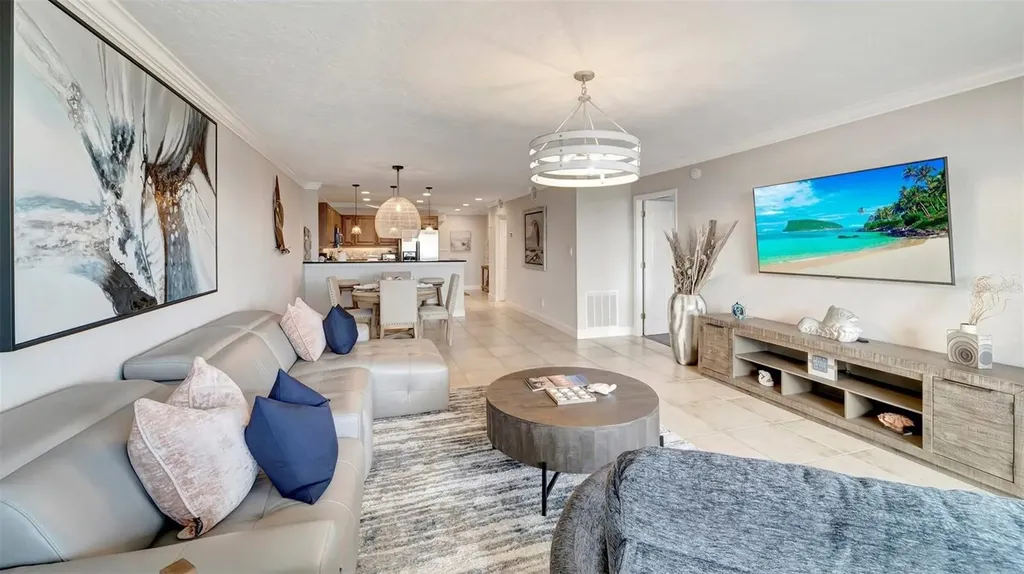 1125 W Peppertree Drive Sarasota FL 34242