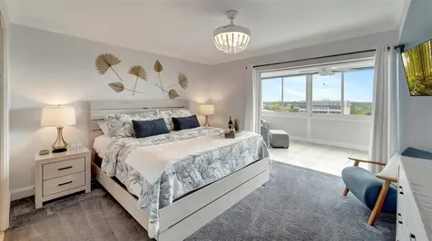1125 W Peppertree Drive Sarasota FL 34242