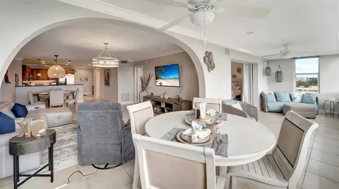 1125 W Peppertree Drive Sarasota FL 34242
