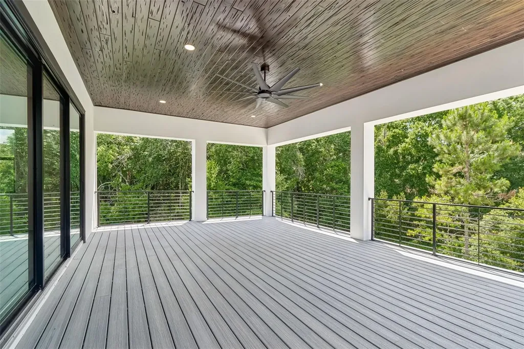 655 Appaloosa Road Tarpon Springs FL 34688