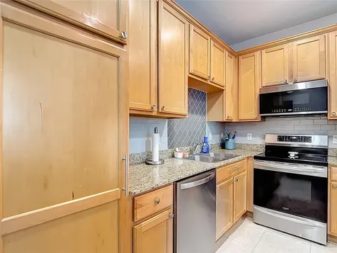 2426 Middleton Grove Drive Brandon FL 33511