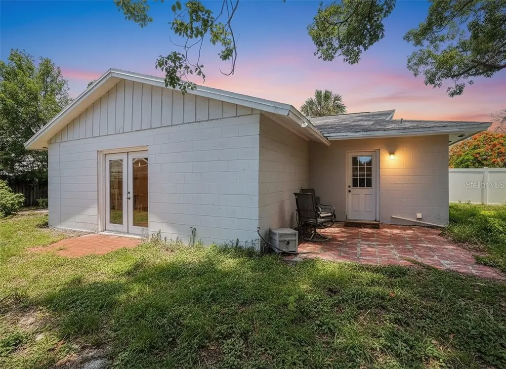 7004 Lambright Court Tampa FL 33634