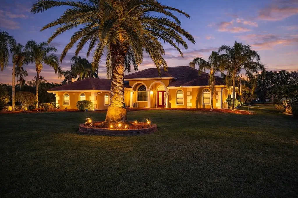 6107 Glen Abbey Lane Bradenton FL 34202