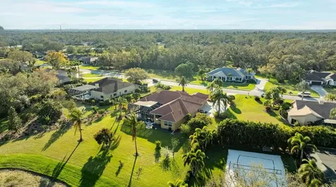 6107 Glen Abbey Lane Bradenton FL 34202