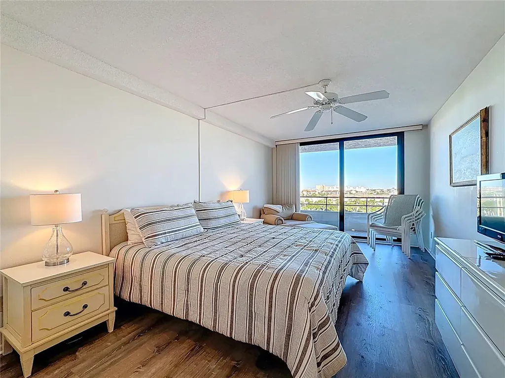6415 Midnight Pass Road Sarasota FL 34242