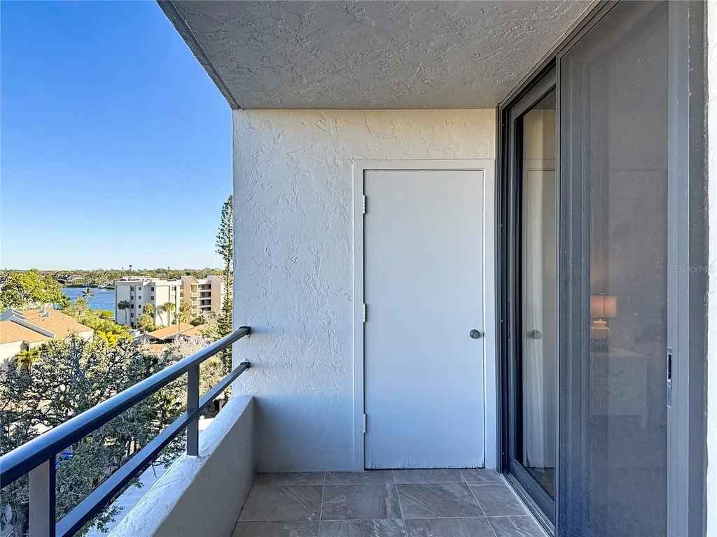 6415 Midnight Pass Road Sarasota FL 34242