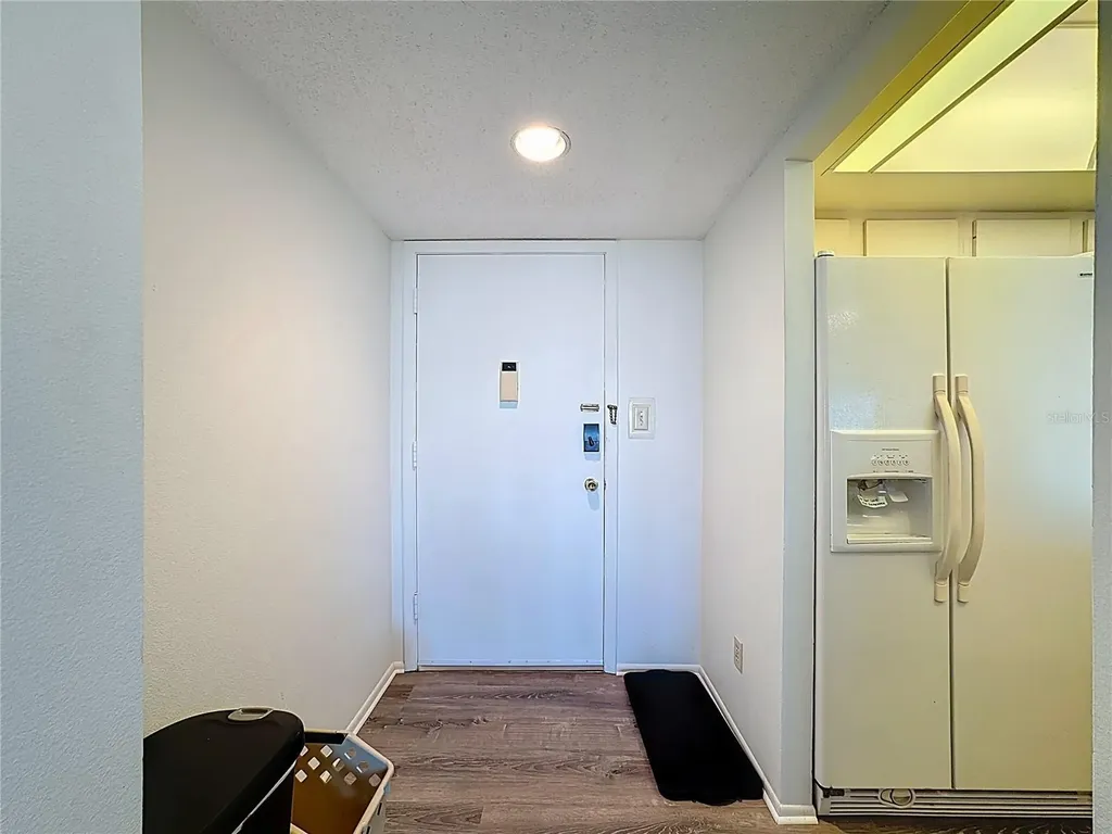 6415 Midnight Pass Road Sarasota FL 34242