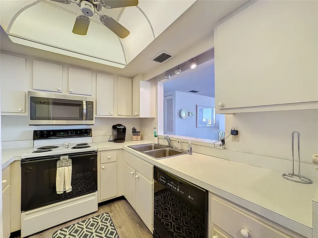 6415 Midnight Pass Road Sarasota FL 34242