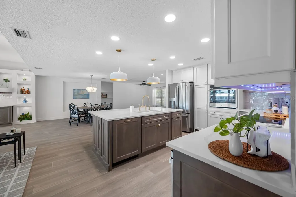 539 Baywood Drive S Dunedin FL 34698