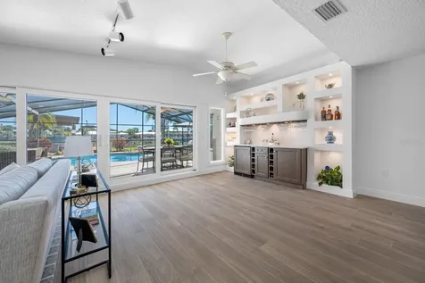 539 Baywood Drive S Dunedin FL 34698