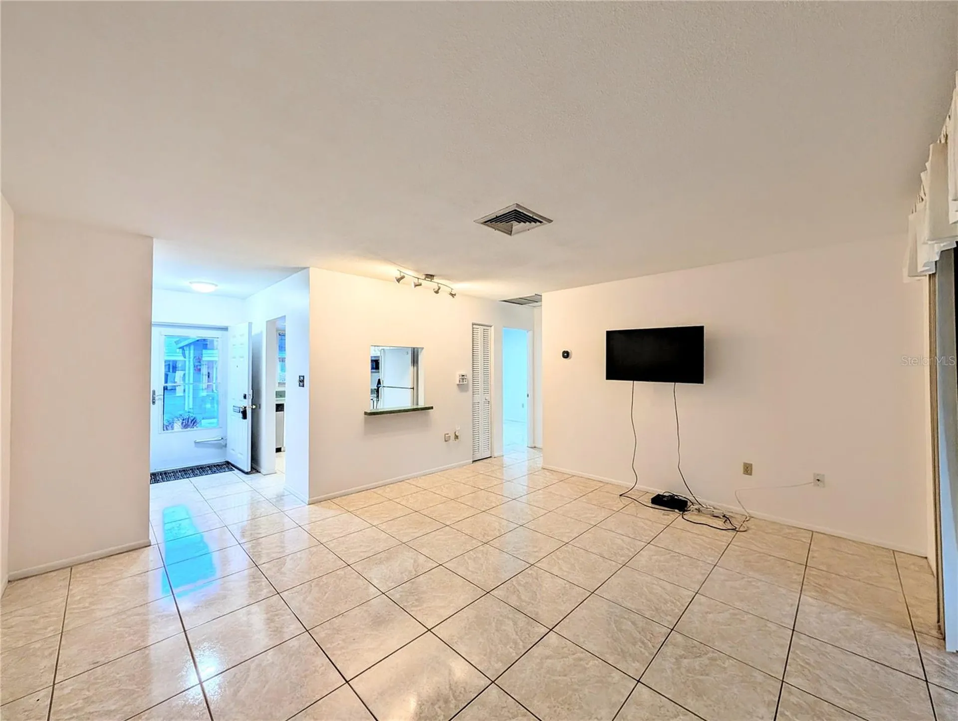 6031 Arlene Way Bradenton FL 34207