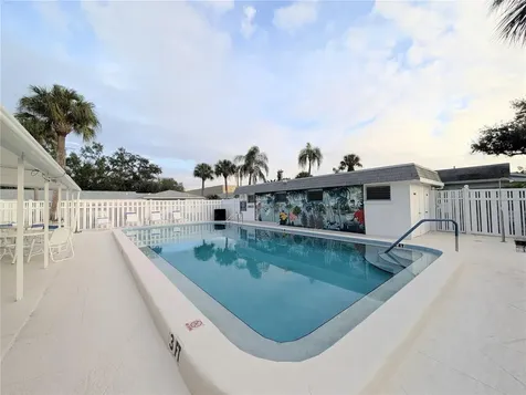 6031 Arlene Way Bradenton FL 34207