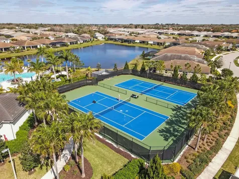 8732 Rain Song Road Sarasota FL 34238