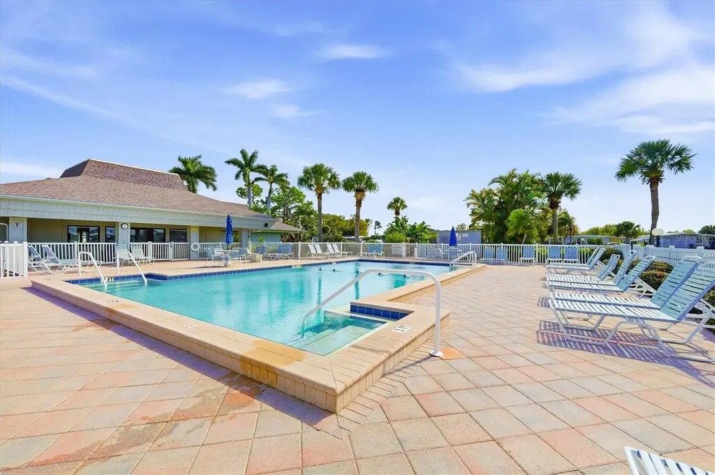 605 Iglesia Drive North Port FL 34287