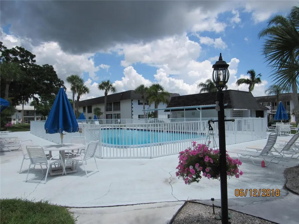 304 47th Avenue Drive W Bradenton FL 34207