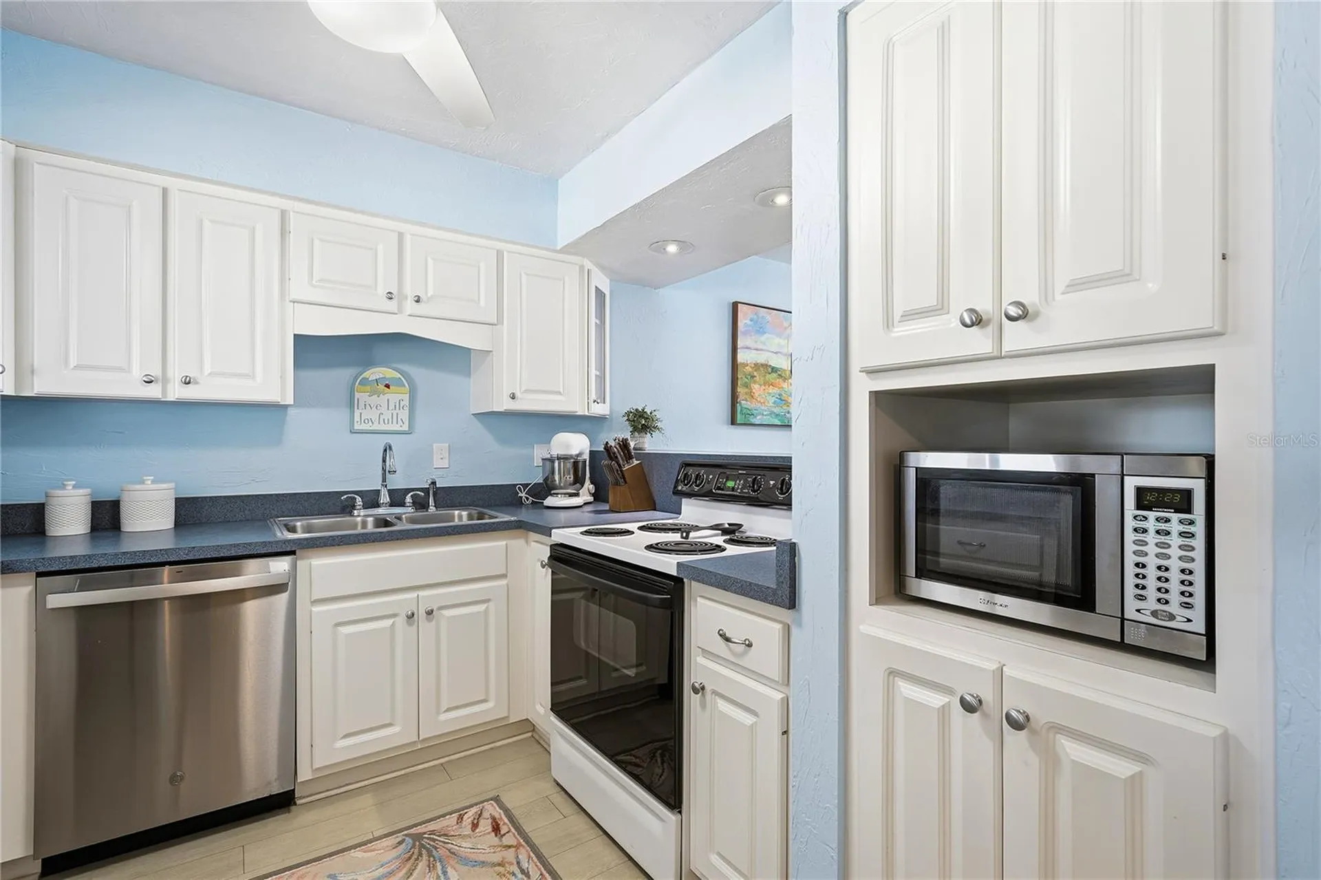 1801 Gulf Drive N Bradenton Beach FL 34217