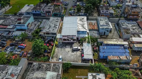435 Urb. Hermanas Davila Bayamon PR 00957
