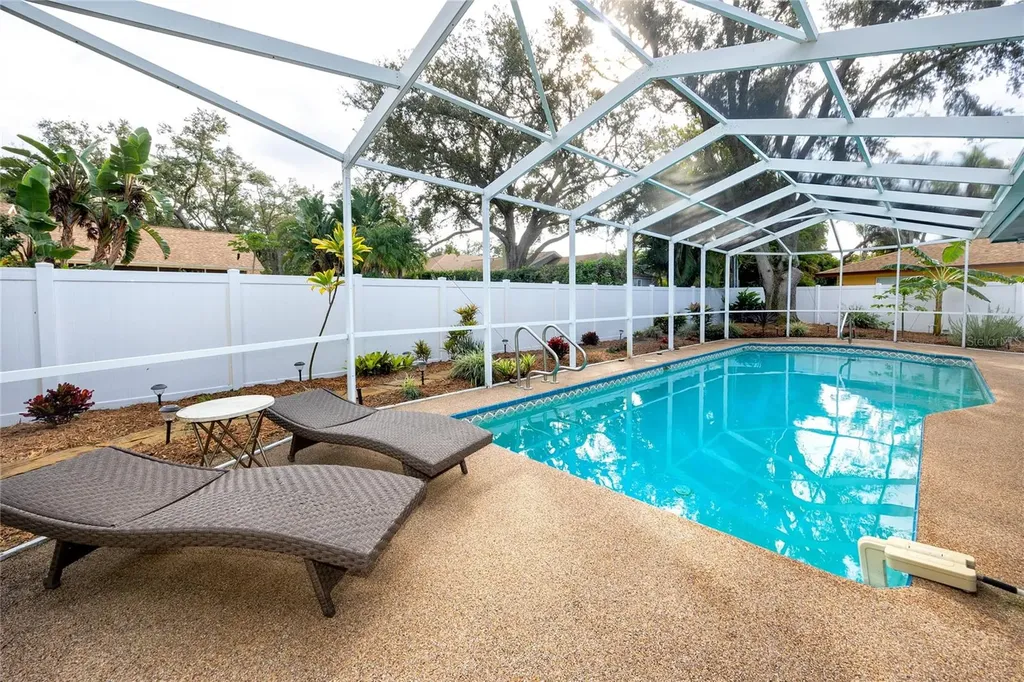 13416 105th Avenue Largo FL 33774