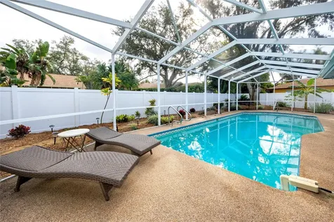 13416 105th Avenue Largo FL 33774