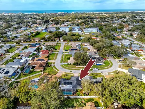 13416 105th Avenue Largo FL 33774