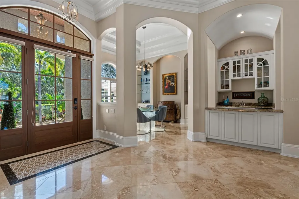 611 Tremont Street Sarasota FL 34242