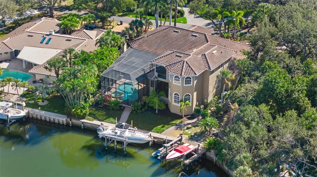 611 Tremont Street Sarasota FL 34242