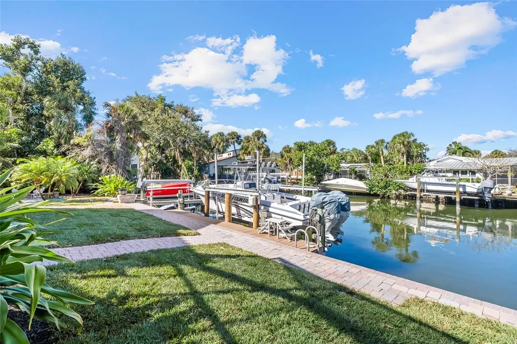 611 Tremont Street Sarasota FL 34242