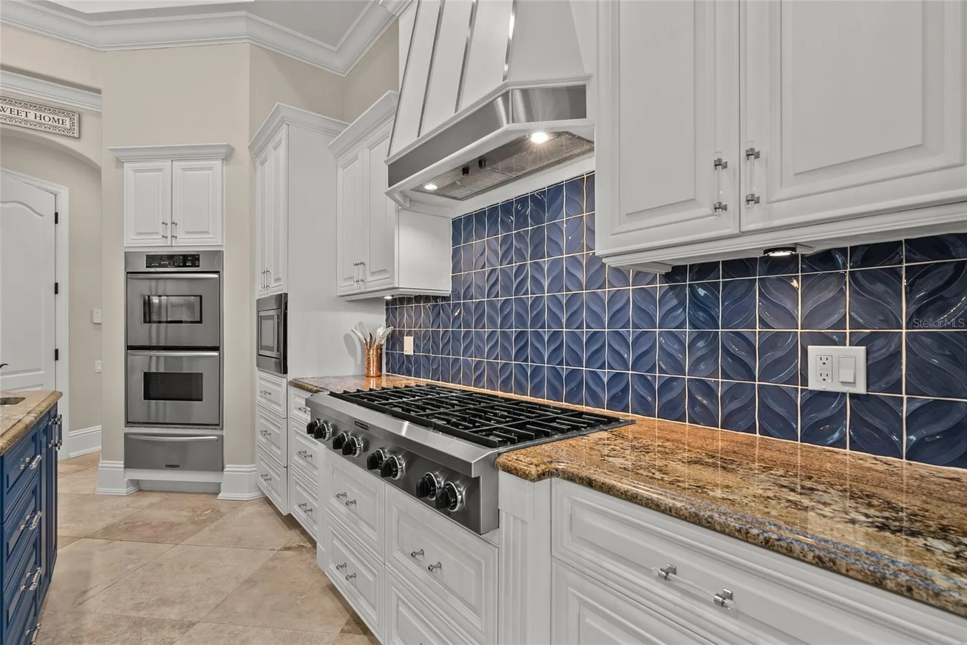 611 Tremont Street Sarasota FL 34242