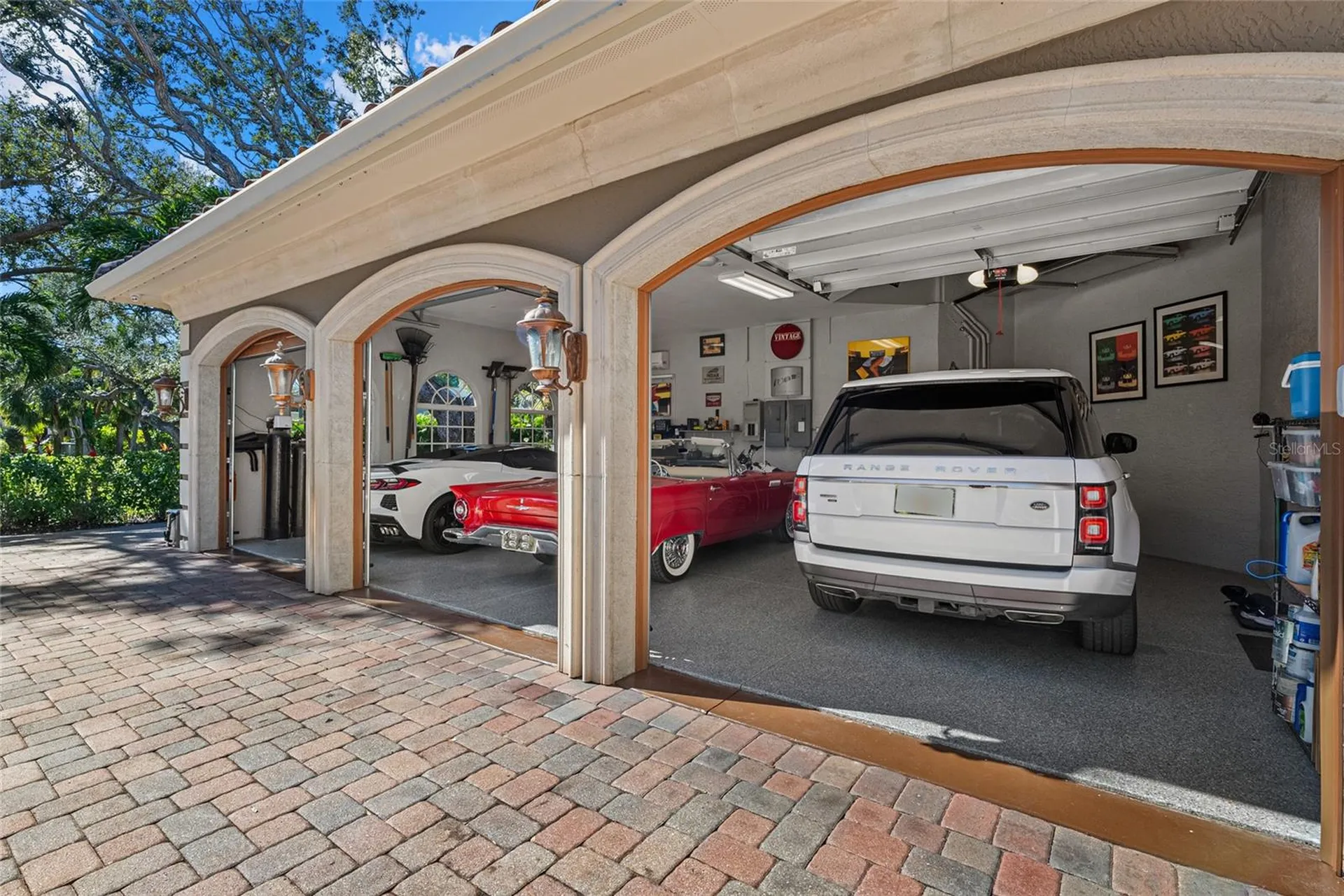 611 Tremont Street Sarasota FL 34242