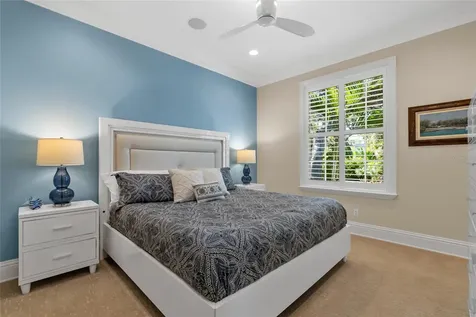 611 Tremont Street Sarasota FL 34242