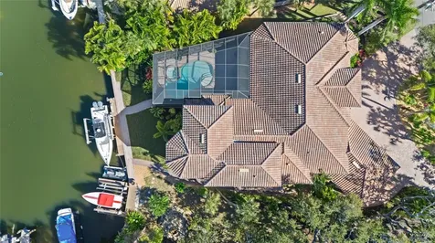 611 Tremont Street Sarasota FL 34242